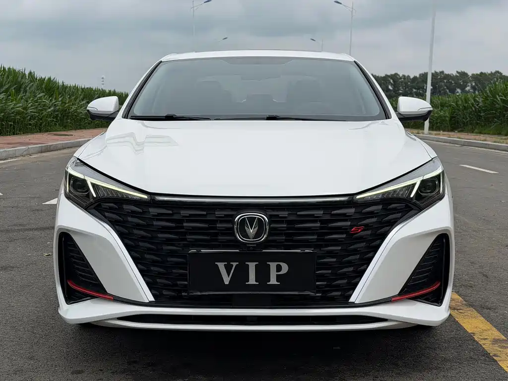 Changan Eado — миниатюра 2