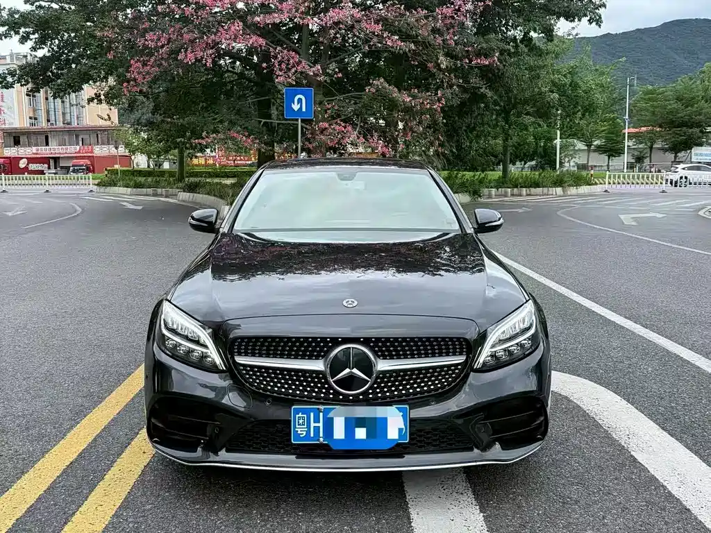 Mercedes-Benz C-Class — миниатюра 2