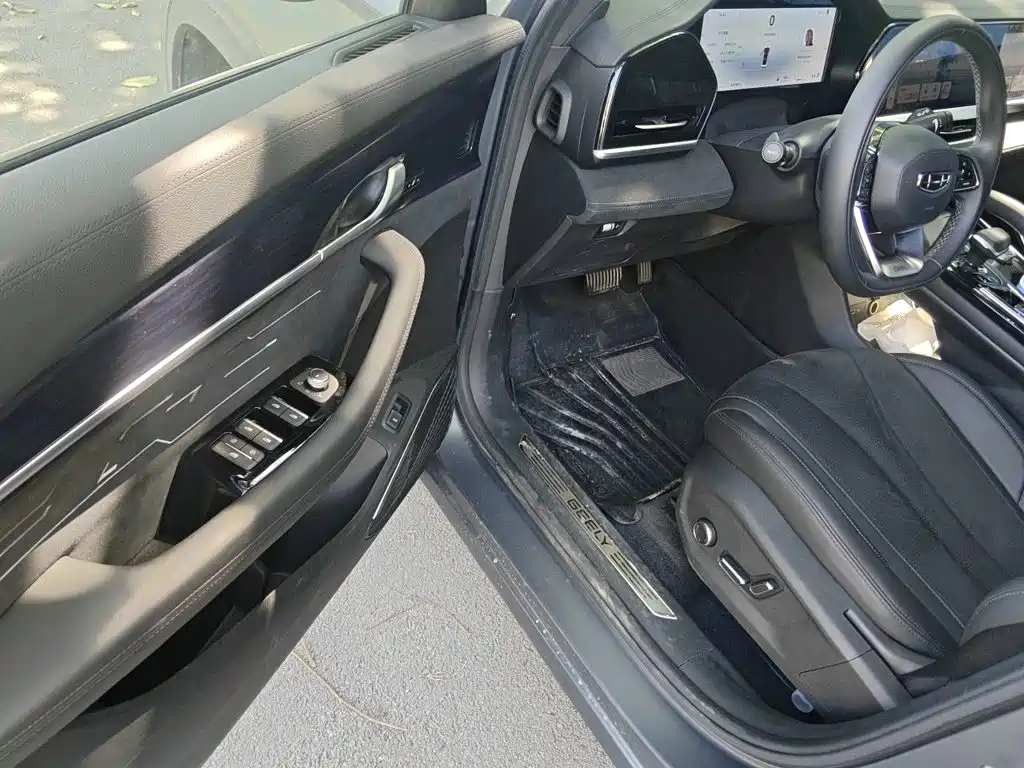 Geely Xingyue L — миниатюра 12