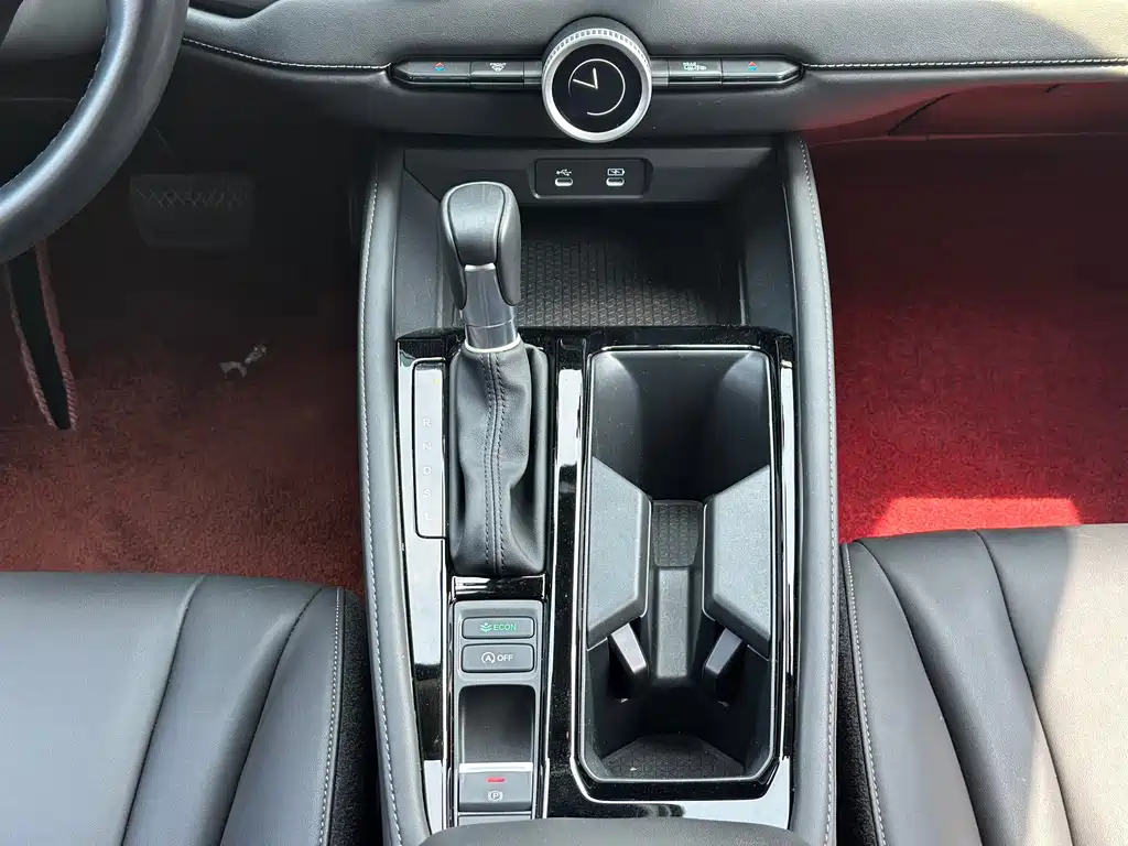 Honda Accord — миниатюра 12