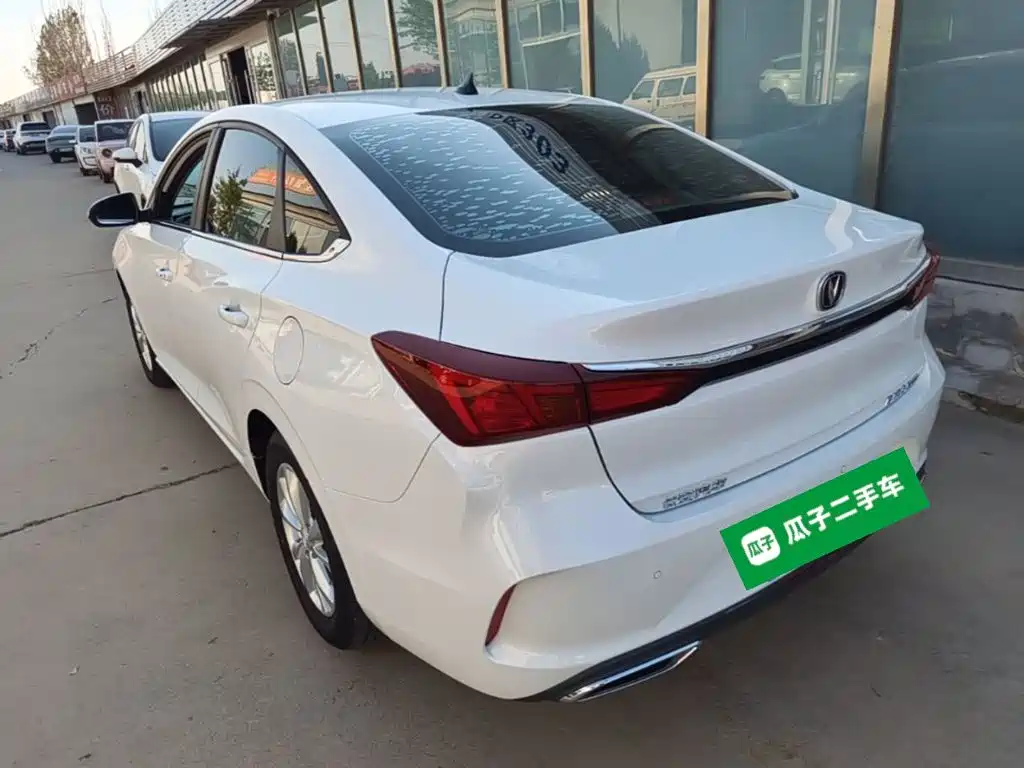 Changan Eado — миниатюра 5