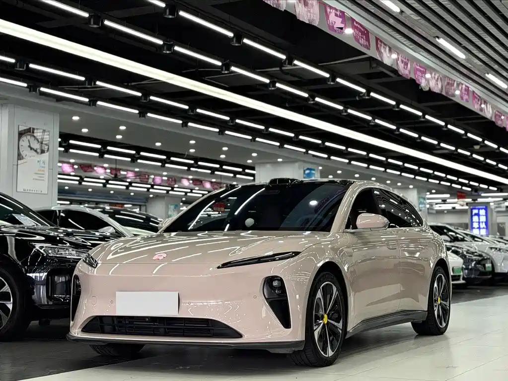 NIO ET5T
