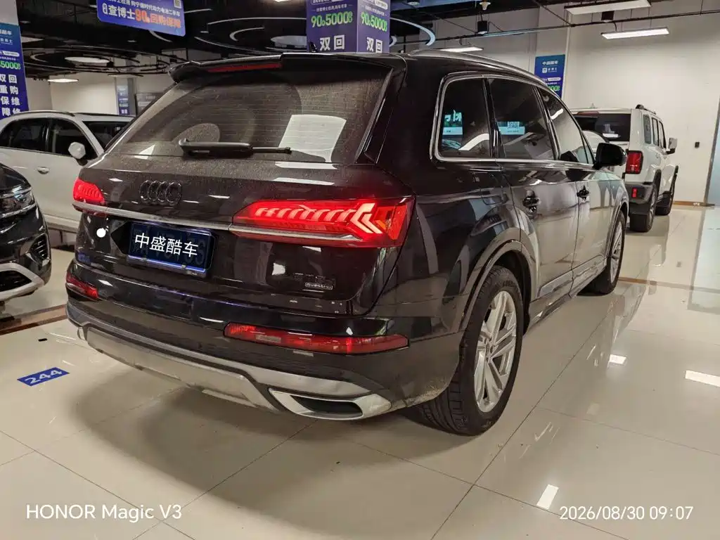 Audi Q7 — миниатюра 13