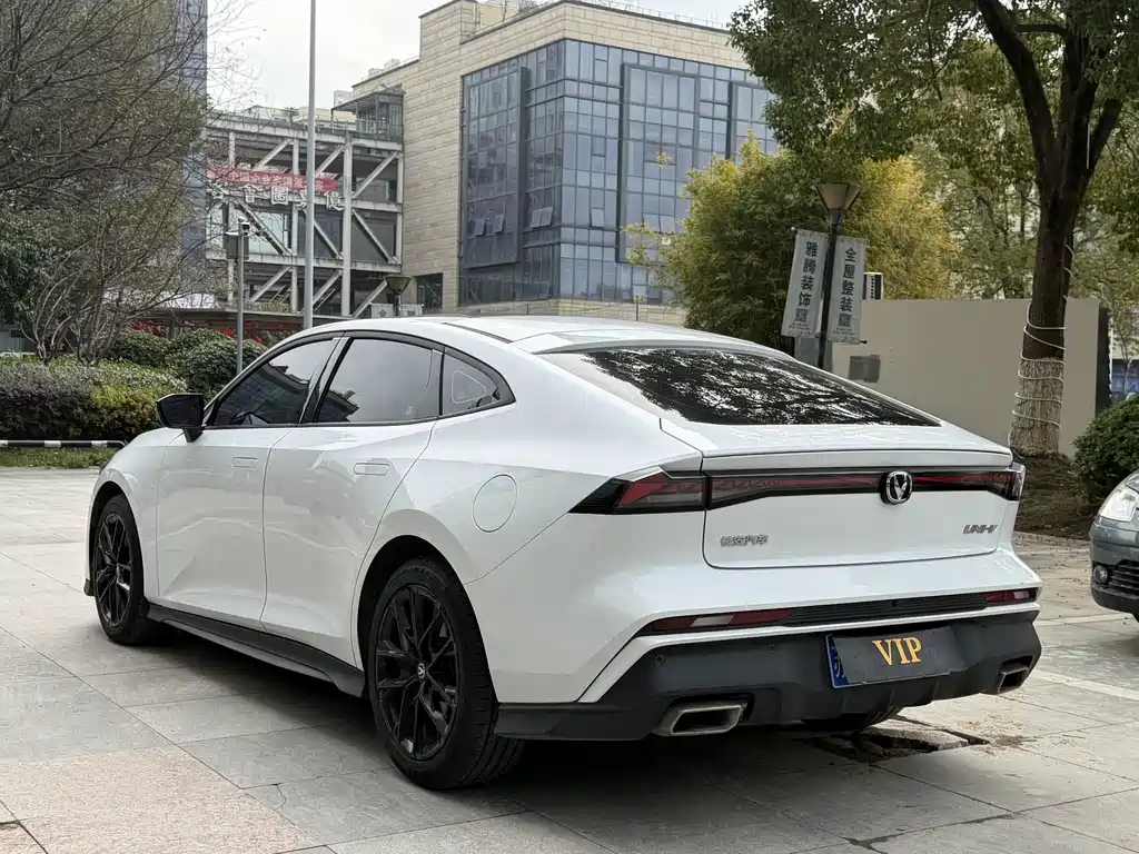 Changan UNI-V — миниатюра 3