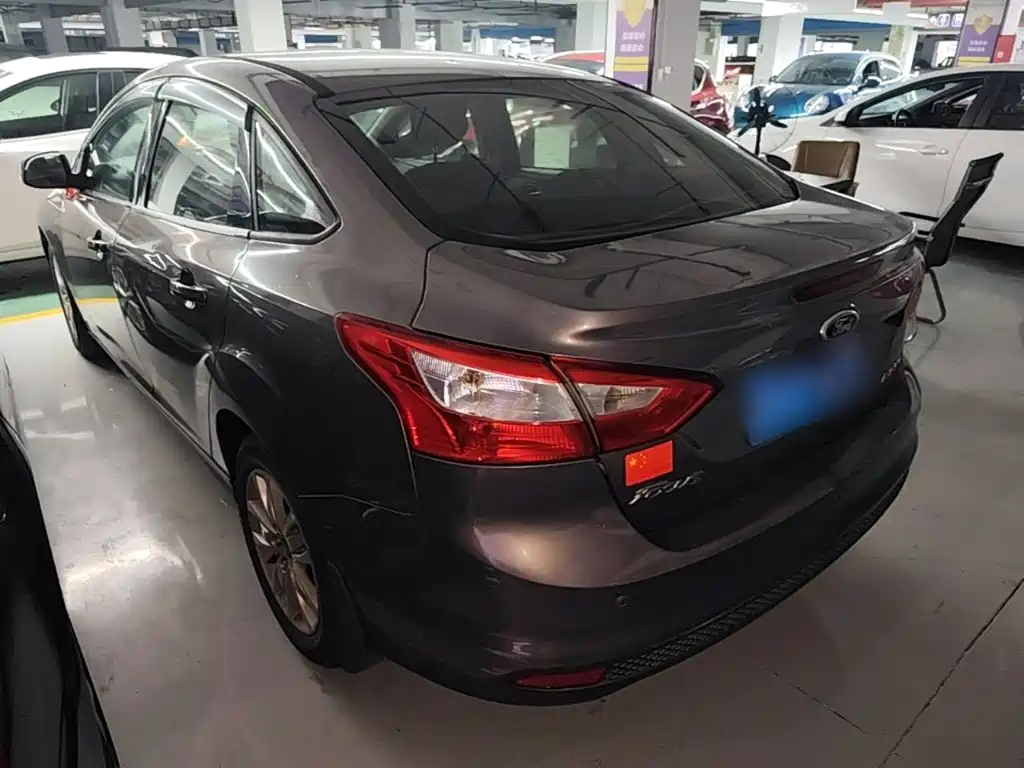 Ford Focus — миниатюра 5