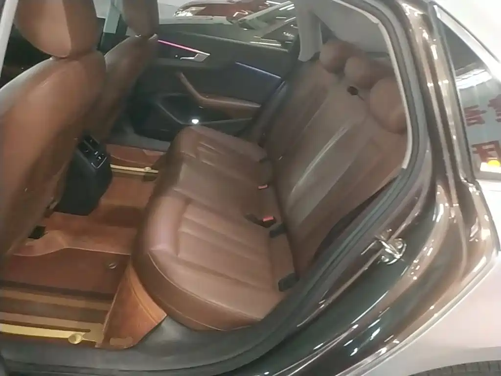 Audi A4L — миниатюра 17