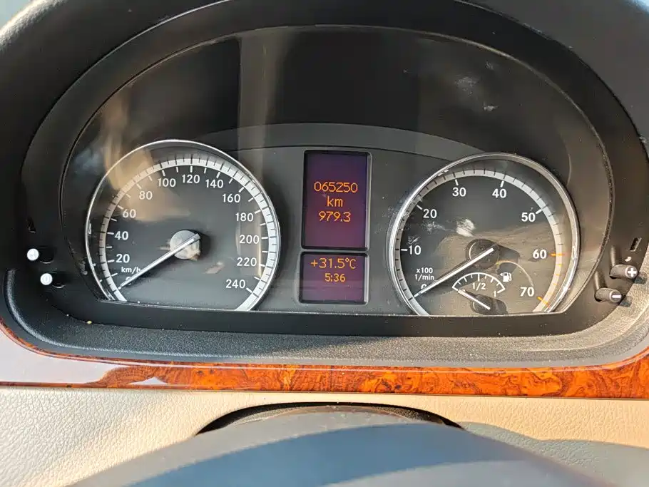 Mercedes-Benz Viano — миниатюра 14