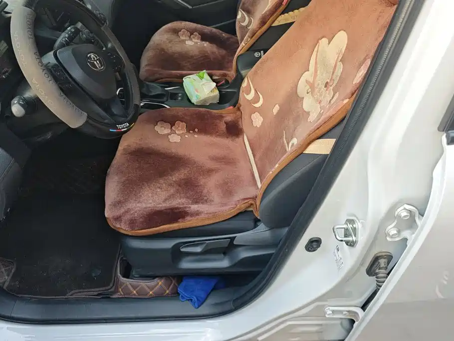 Toyota Corolla Cross — миниатюра 9