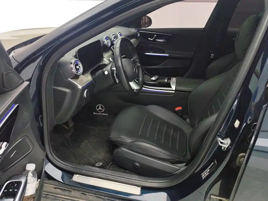 Mercedes-Benz C-Class — миниатюра 9