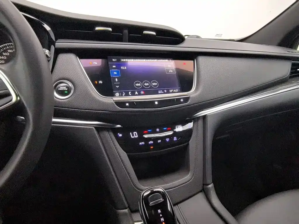 Cadillac XT5 — миниатюра 12