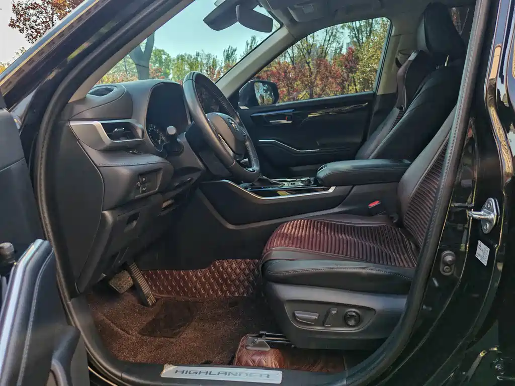 Toyota Highlander — миниатюра 5