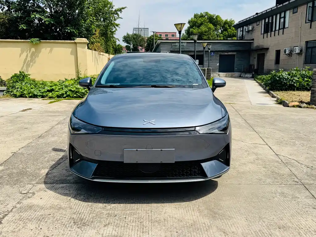 XPeng P5 — миниатюра 2
