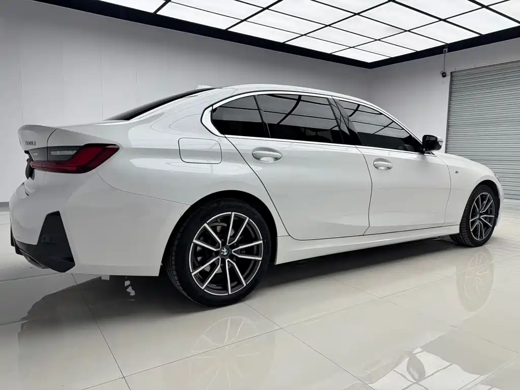 BMW 3 Series — миниатюра 5