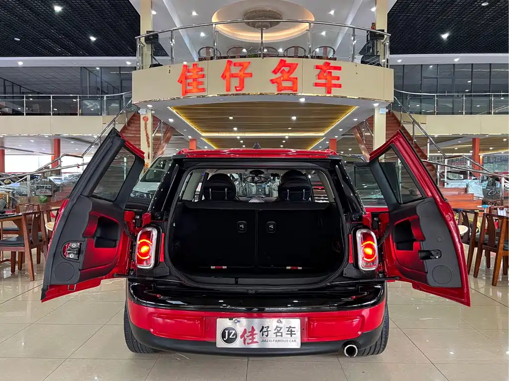 MINI Mini Clubman — миниатюра 8