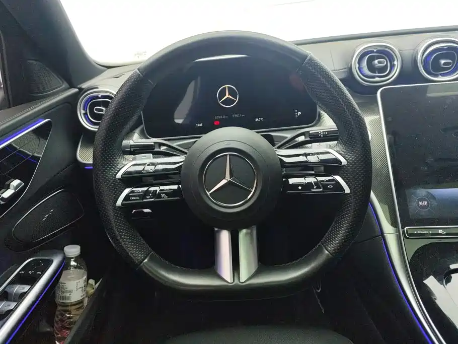 Mercedes-Benz C-Class — миниатюра 15