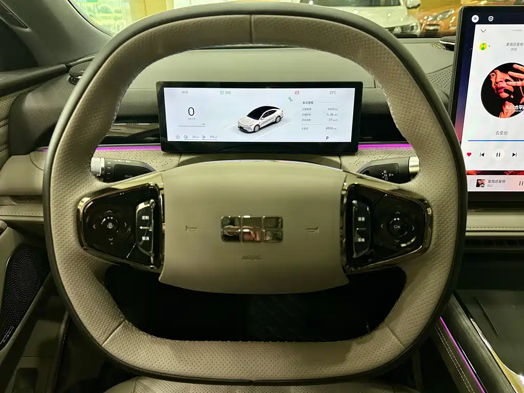 GEELY GALAXY GALAXY SPARKLE 8