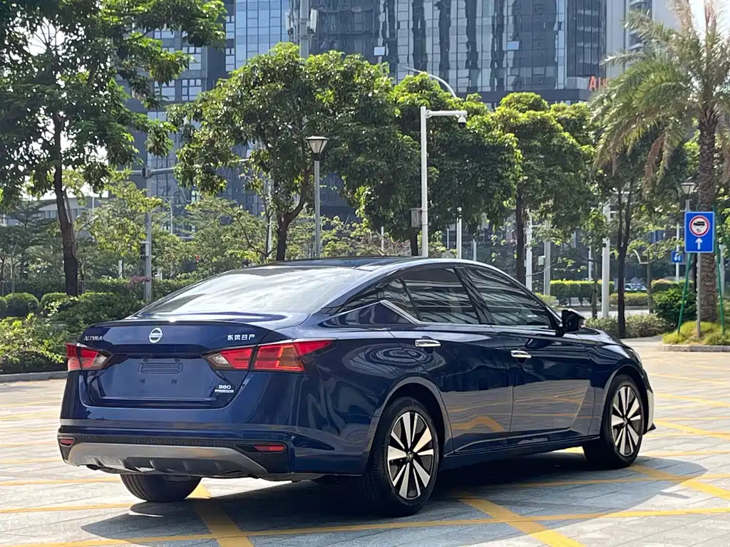 Nissan Teana — миниатюра 6