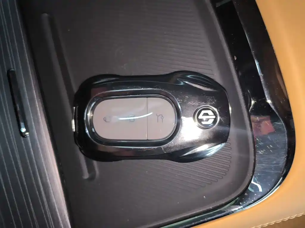 Leapmotor Leapmotor C11 — миниатюра 9