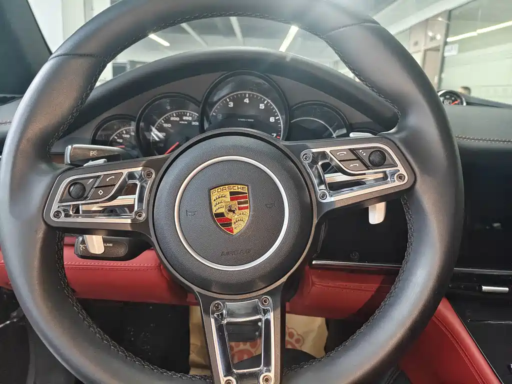 Porsche Panamera — миниатюра 6