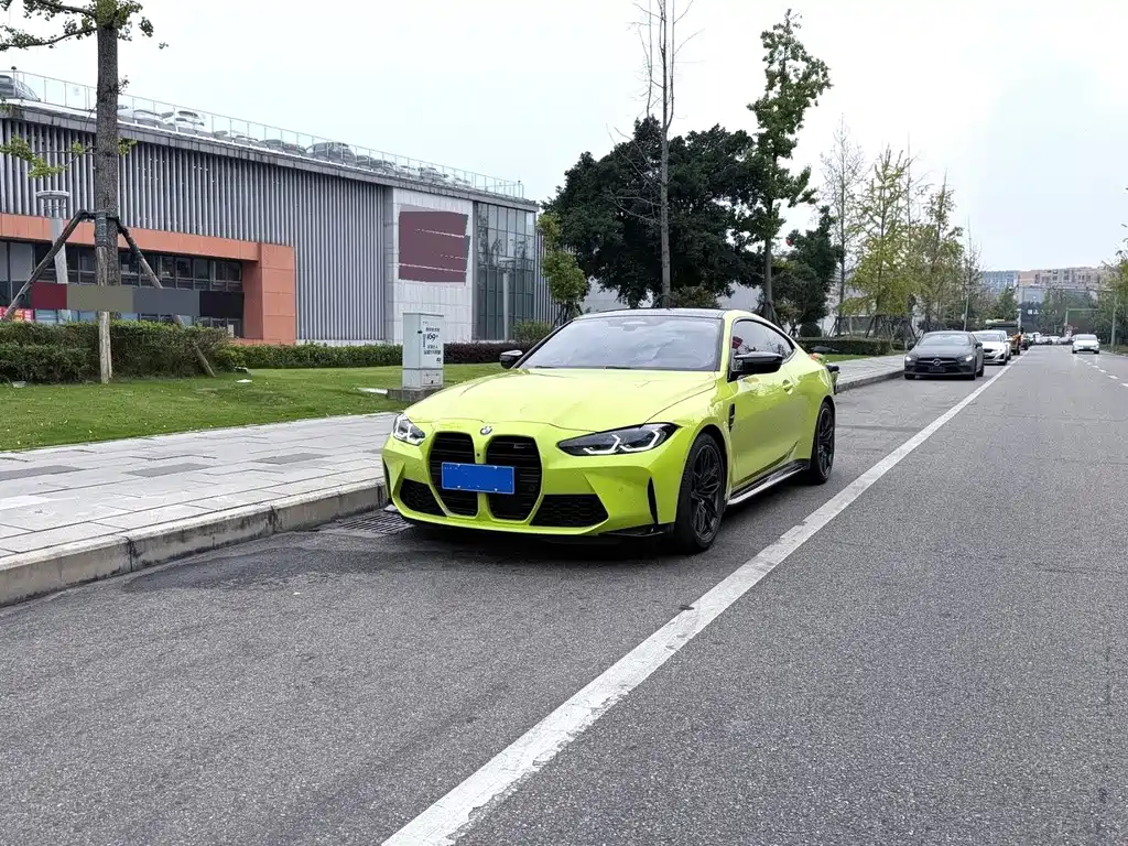 BMW M4