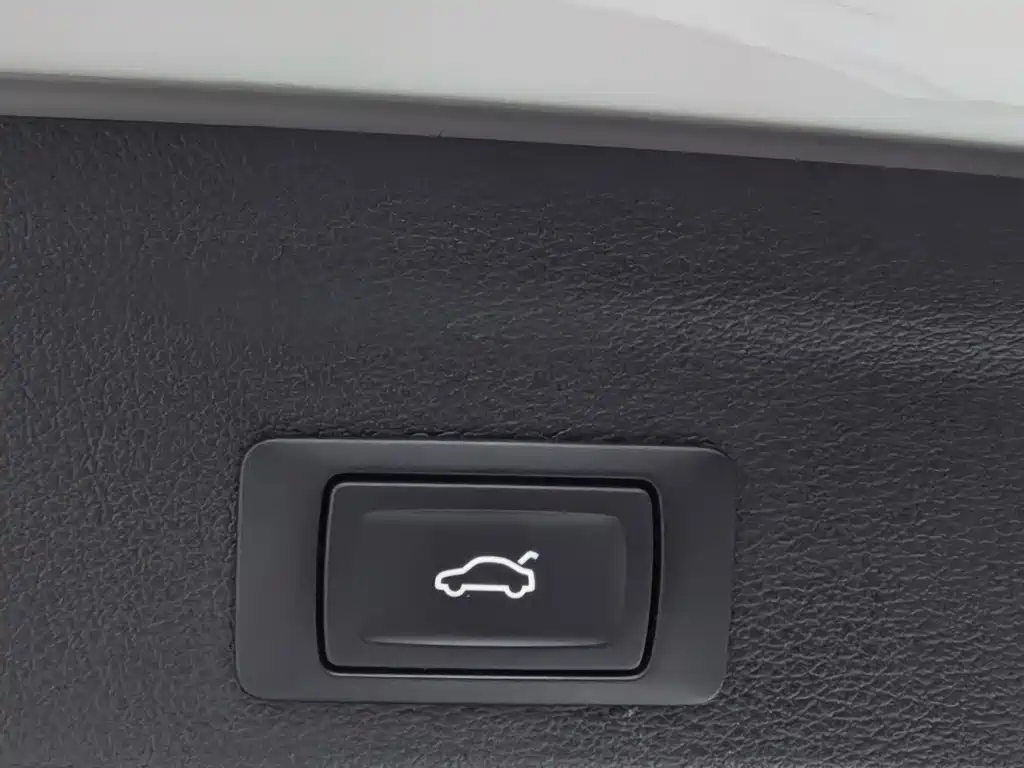 Audi Q3 — миниатюра 13