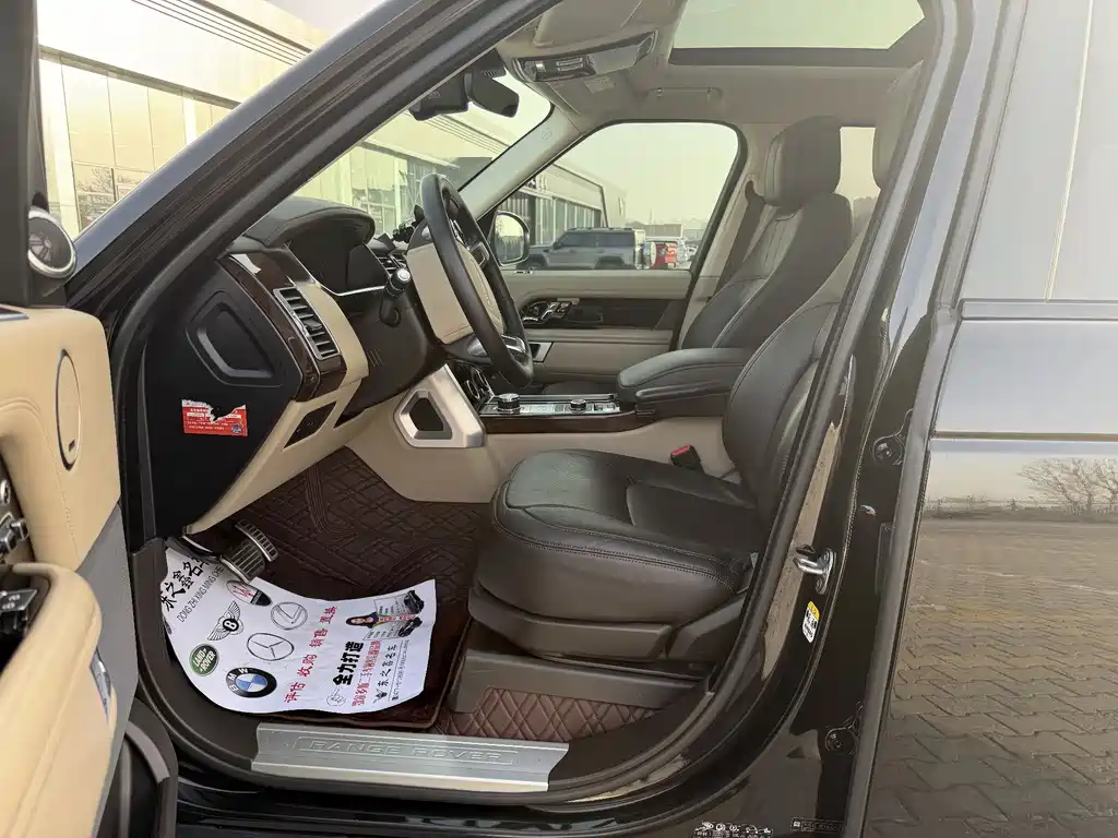 LAND ROVER RANGE ROVER