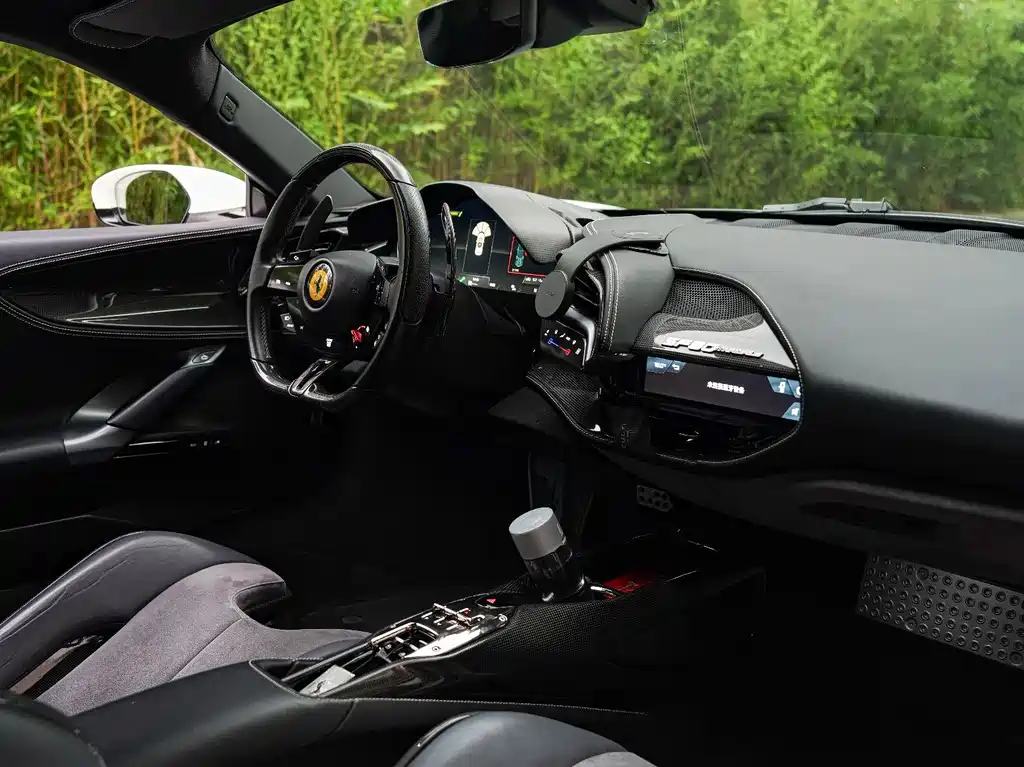 Ferrari SF90 — миниатюра 16