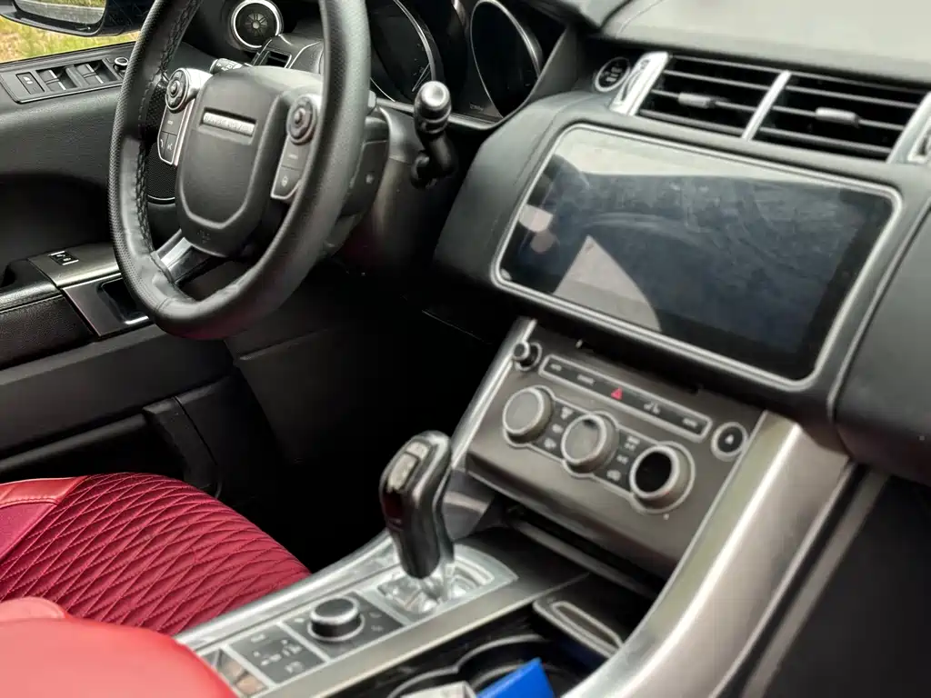 Land Rover Sport — миниатюра 10