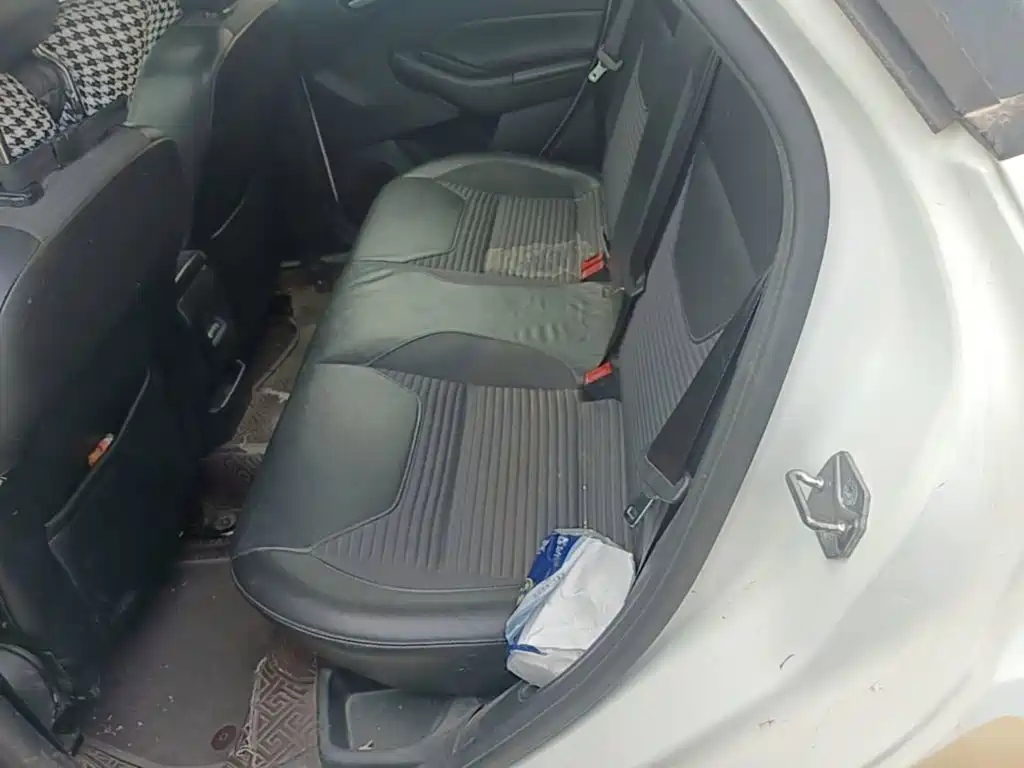 Ford Focus — миниатюра 17