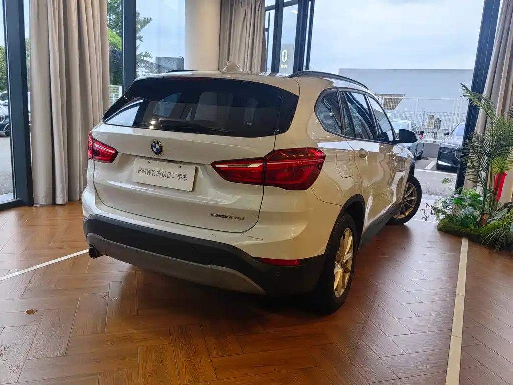 BMW X1 — миниатюра 4