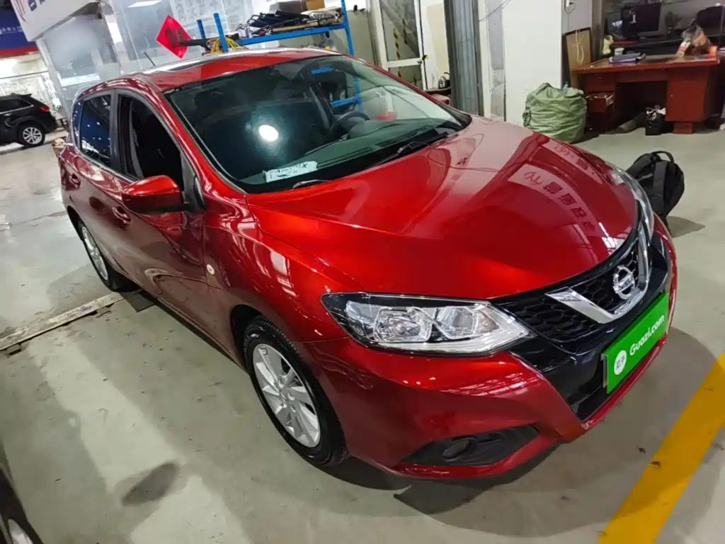 Nissan Tiida — миниатюра 4