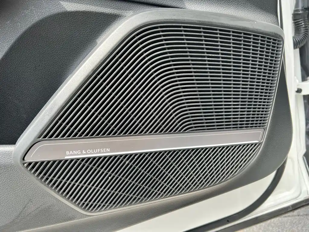 Audi Q5L — миниатюра 20