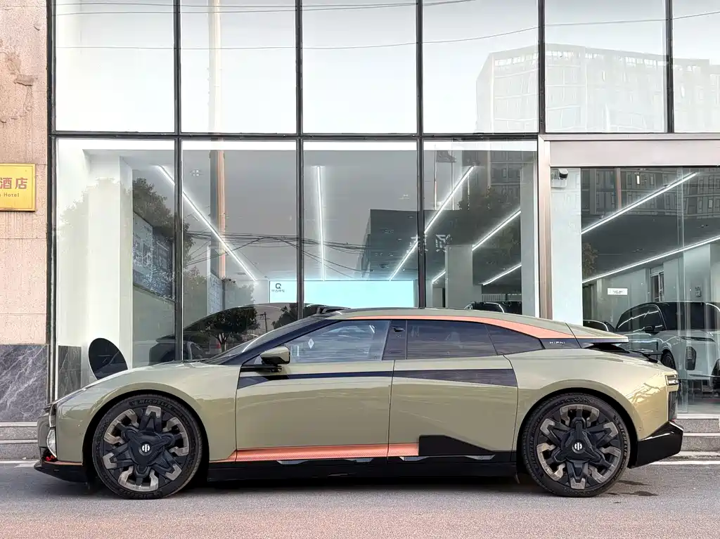 HiPhi HiPhi Z — миниатюра 7