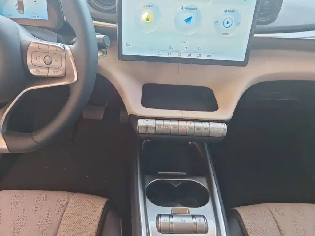 BYD Dolphin — миниатюра 14