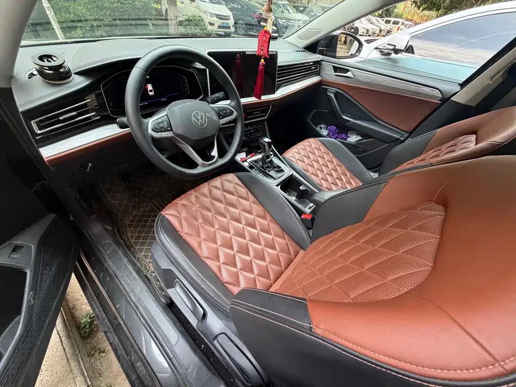 Volkswagen Sagitar — миниатюра 4