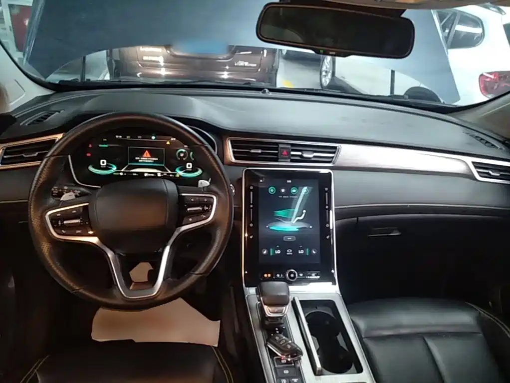 Roewe RX5 New Energy — миниатюра 10