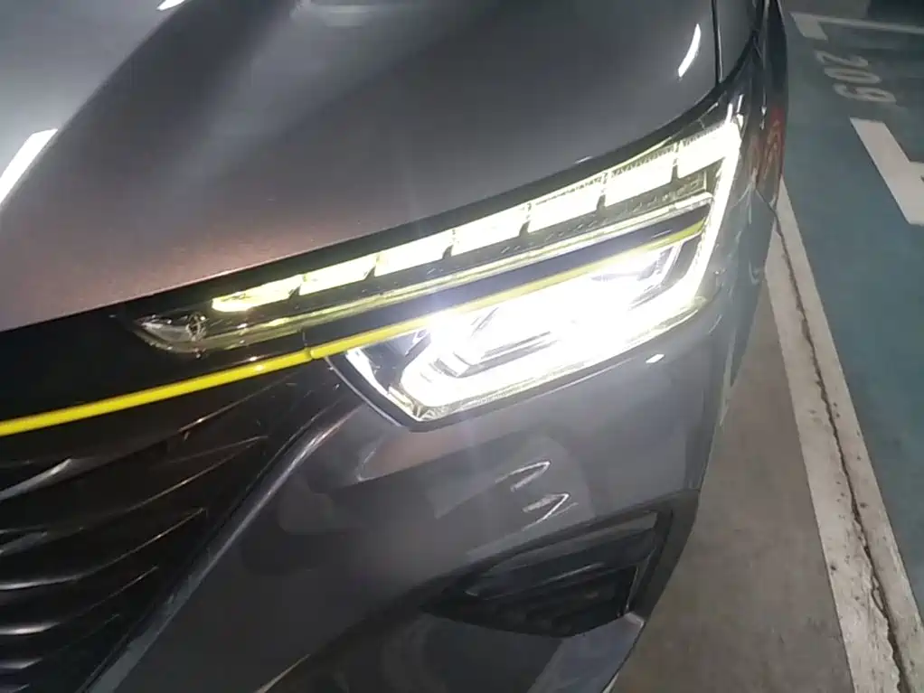 Roewe RX5 New Energy — миниатюра 24