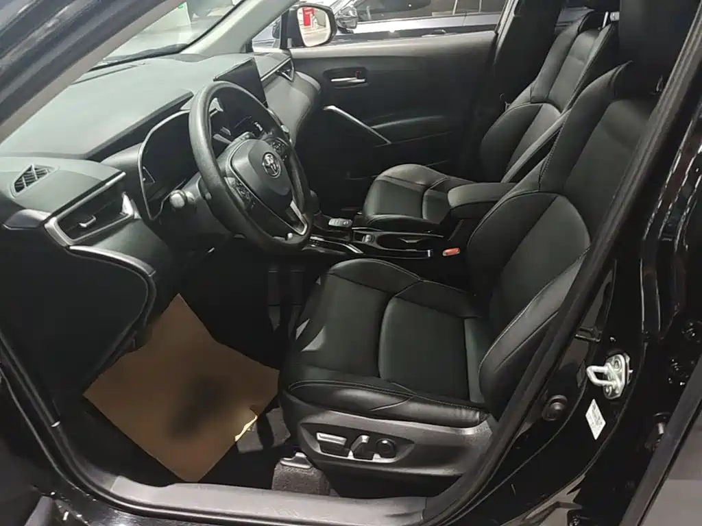 Toyota Frontlander — миниатюра 15