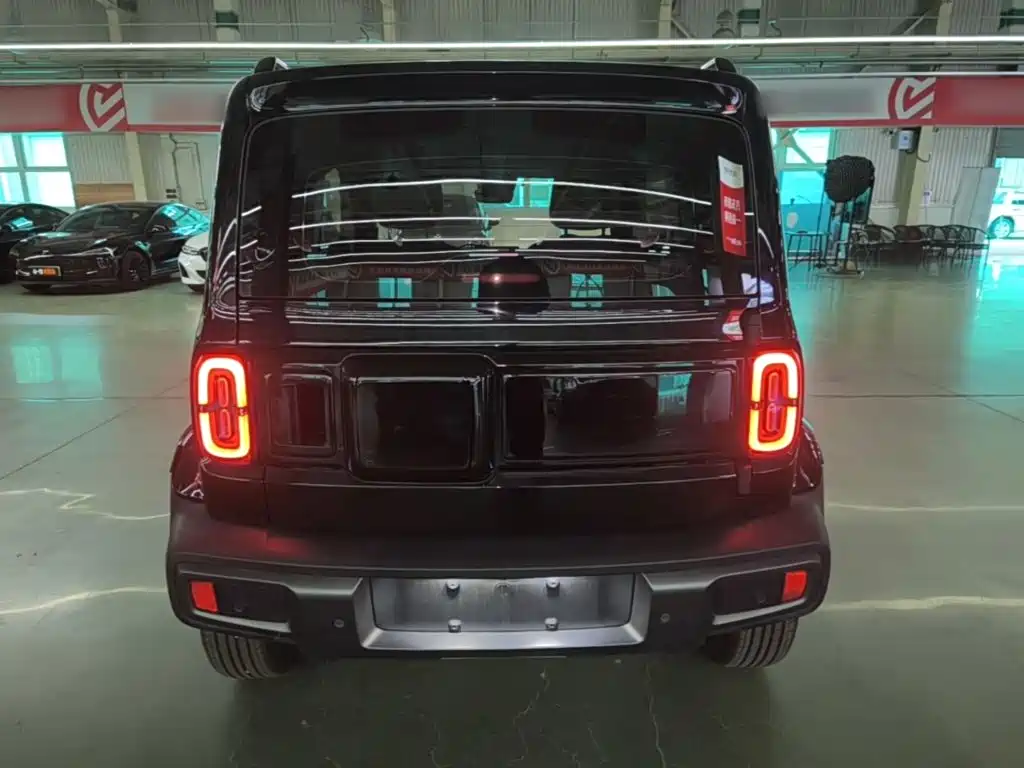 Baojun Yueye — миниатюра 6
