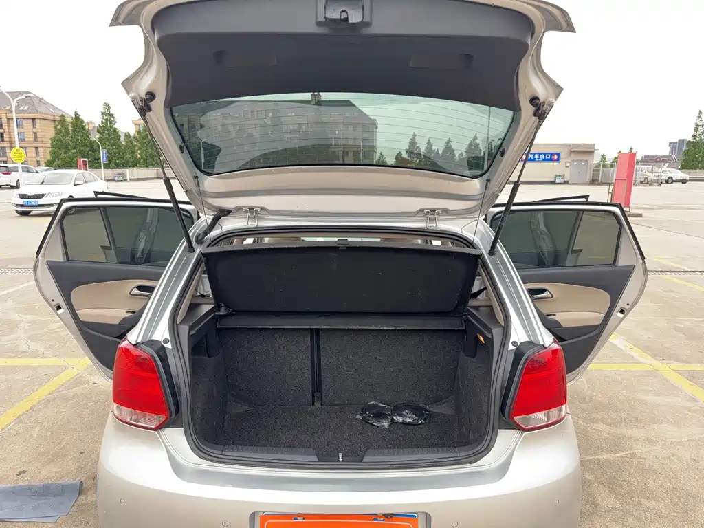 Volkswagen Polo — миниатюра 14