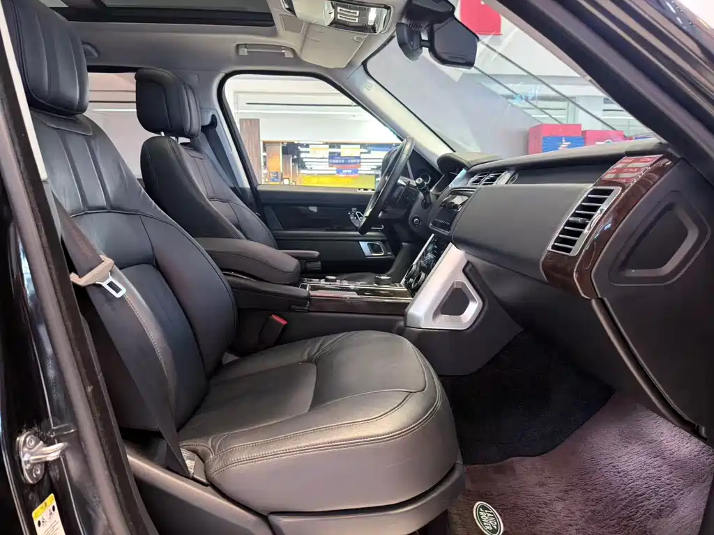 Land Rover Range Rover — миниатюра 15