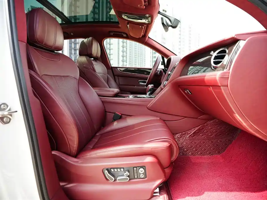 Bentley Bentayga 2018 4.0T V8