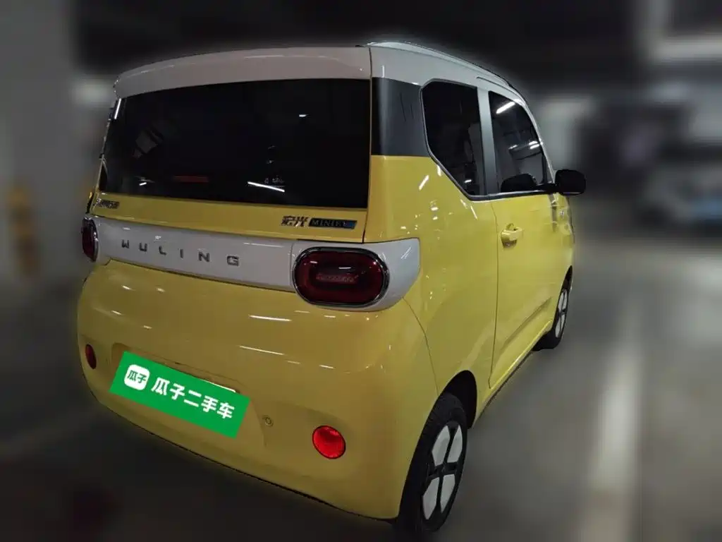 Wuling MINIEV — миниатюра 6