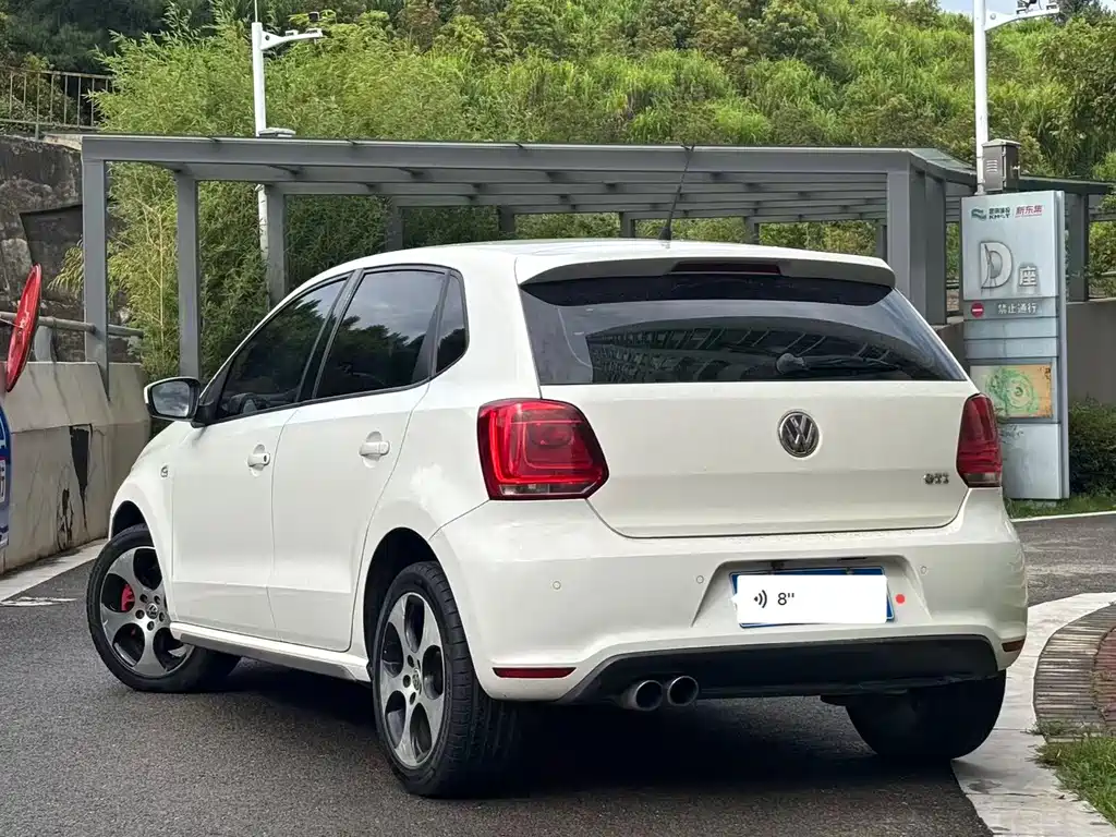 Volkswagen Polo — миниатюра 5