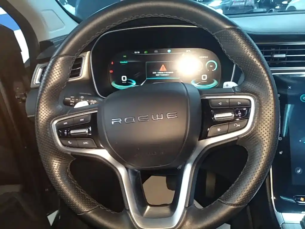 Roewe RX5 New Energy — миниатюра 11
