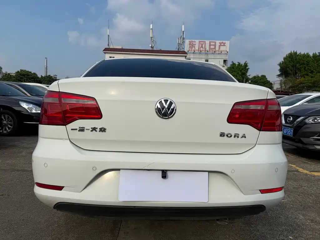 Volkswagen Bora — миниатюра 10
