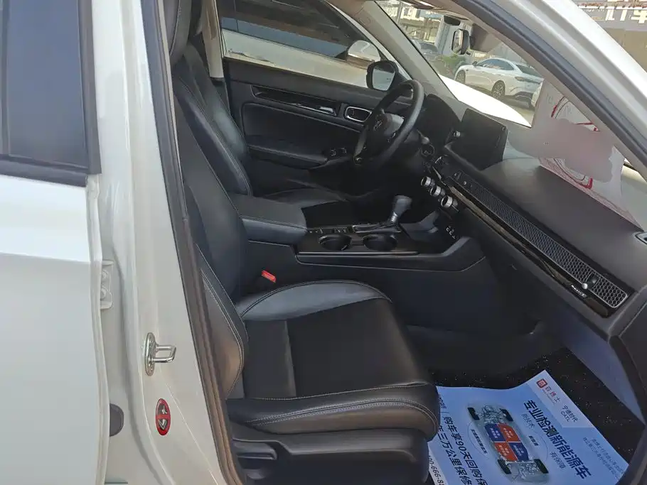 Honda Civic — миниатюра 8
