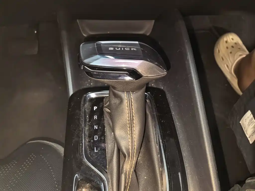 Buick Verano — миниатюра 14