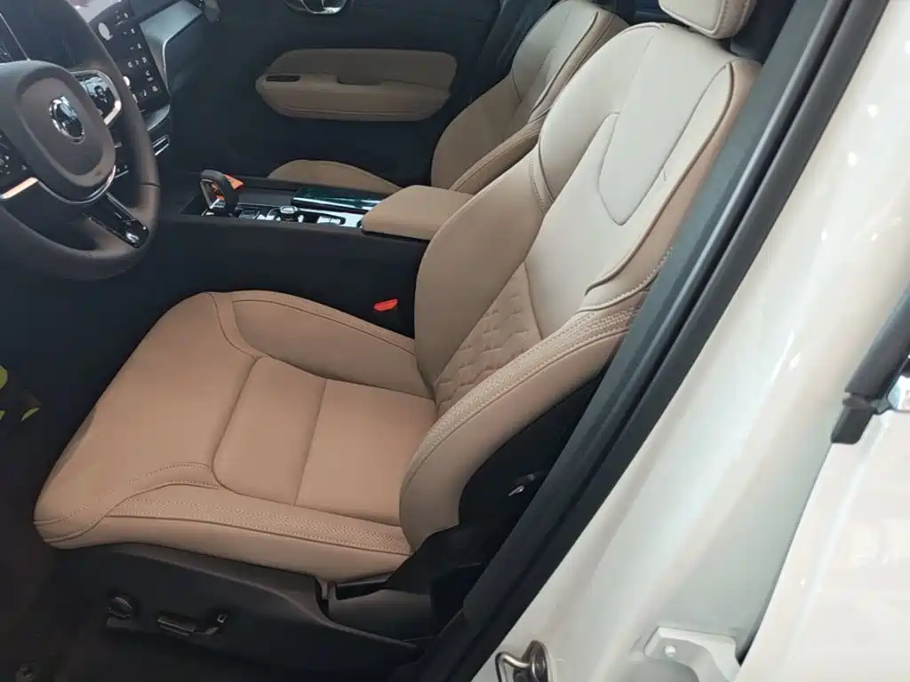 Volvo XC60 — миниатюра 15