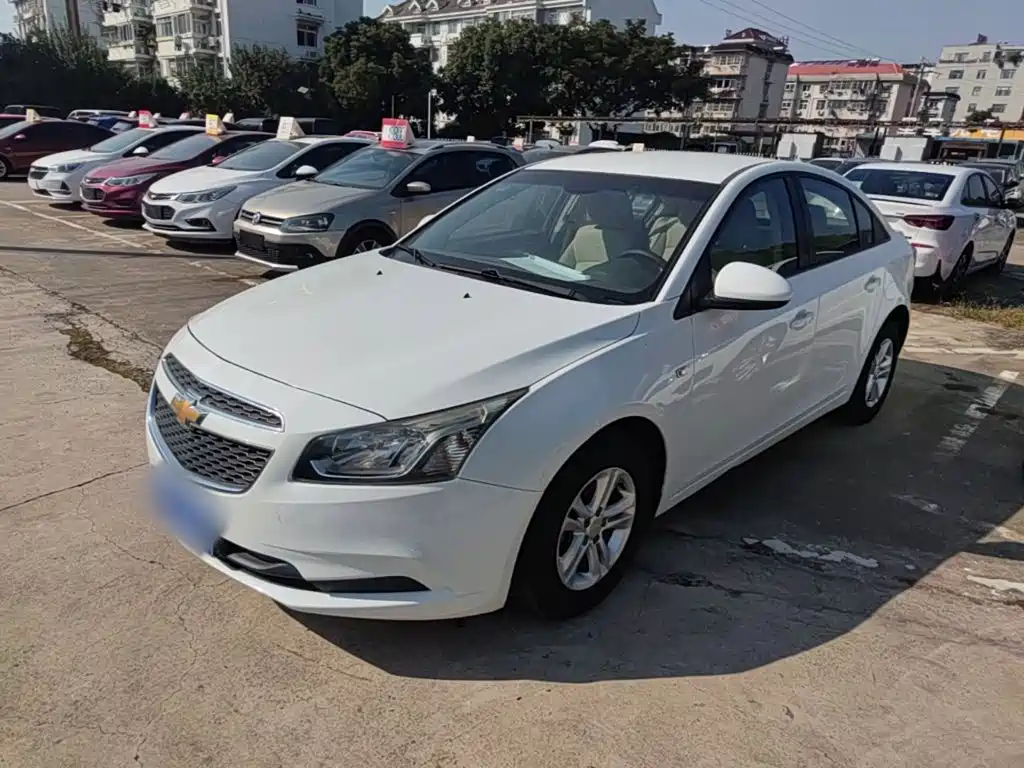 Chevrolet Cruze — миниатюра 2